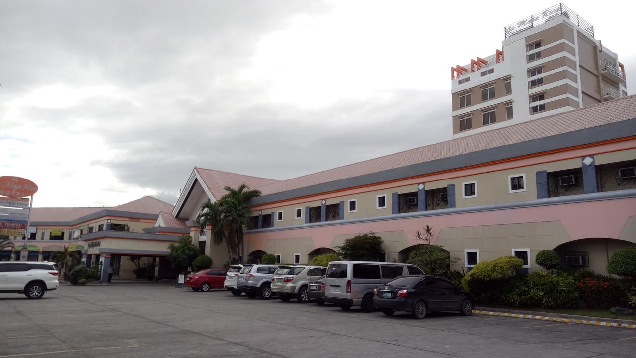 La Maja Rica Hotel Tarlac City Екстериор снимка